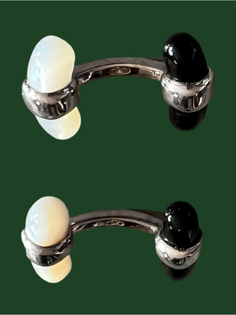Links of London Sterling Silver Cufflinks Set - Onyx & Mother of Pearls - Picture 5 of 9